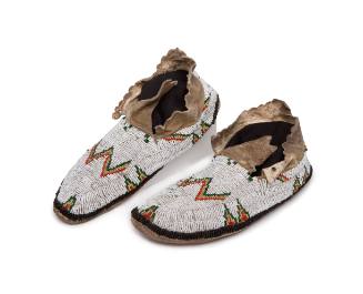 Beaded moccasins (pair)