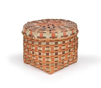 Round storage basket with lid